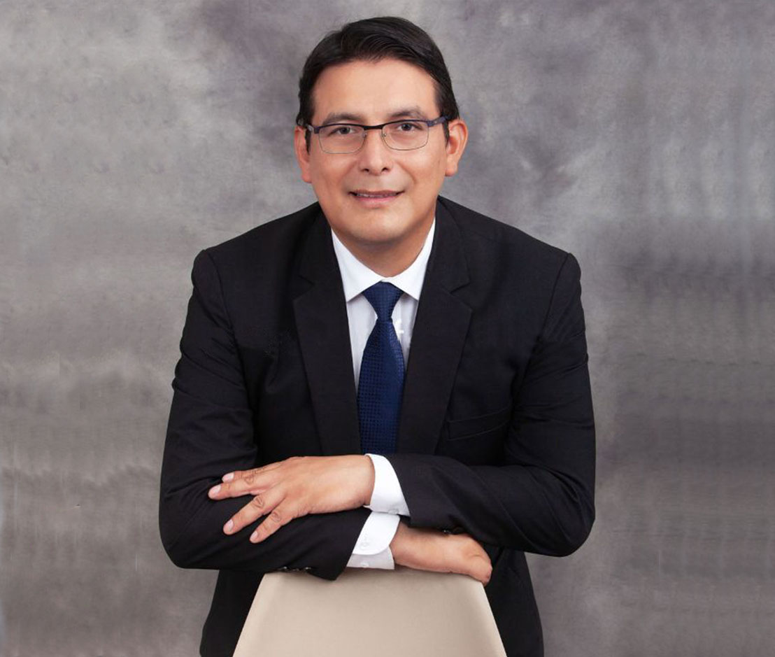 PAUL ROBLES